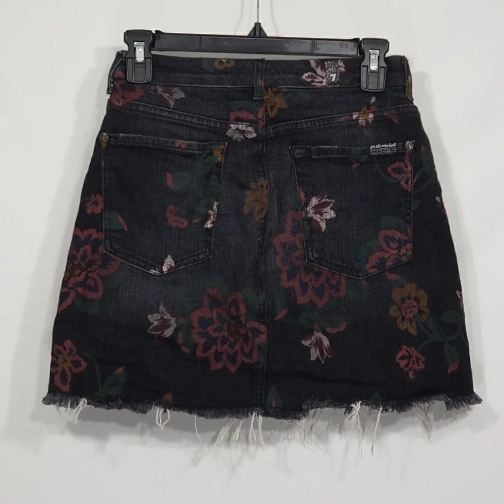 7 for all Mankind Floral Black Denim Mini Skirt Raw Hem Dark Romantic Grunge 27" - Picture 3 of 4